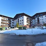 Domizil Thirteen With Sauna And Glacier View By In One Apartman